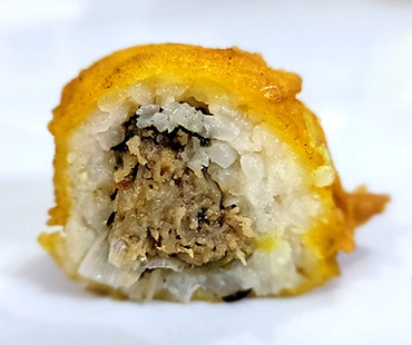 Tempura Roll Sushi with crab